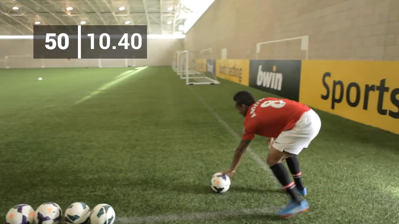 Anderson - bwin Corner Kick Challenge